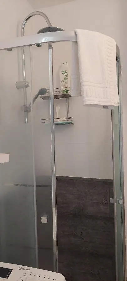Lovely Apartment With Pool Costa del Silencio España